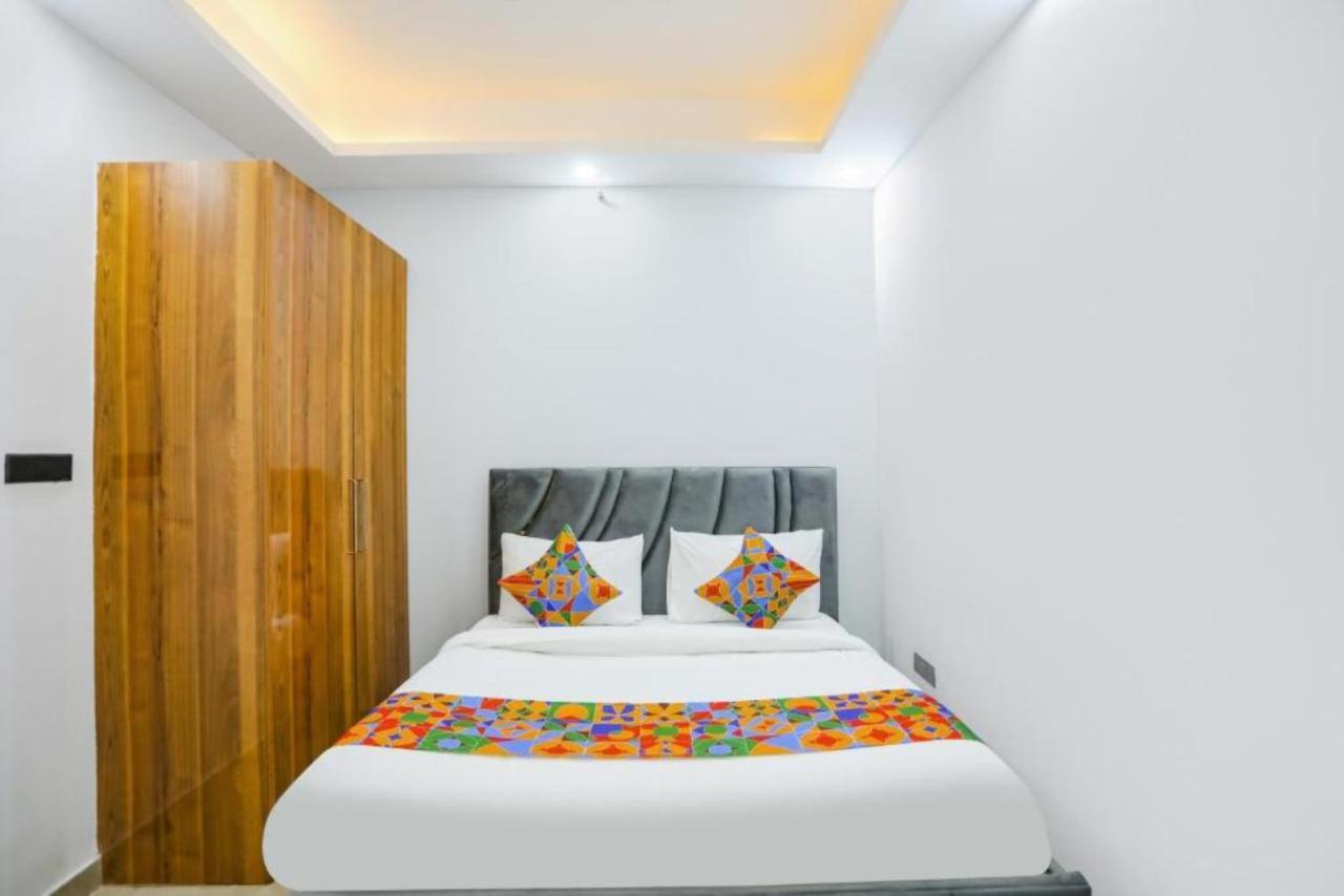 Hotel The Rasa At Vasundhara Ghaziabad Buitenkant foto