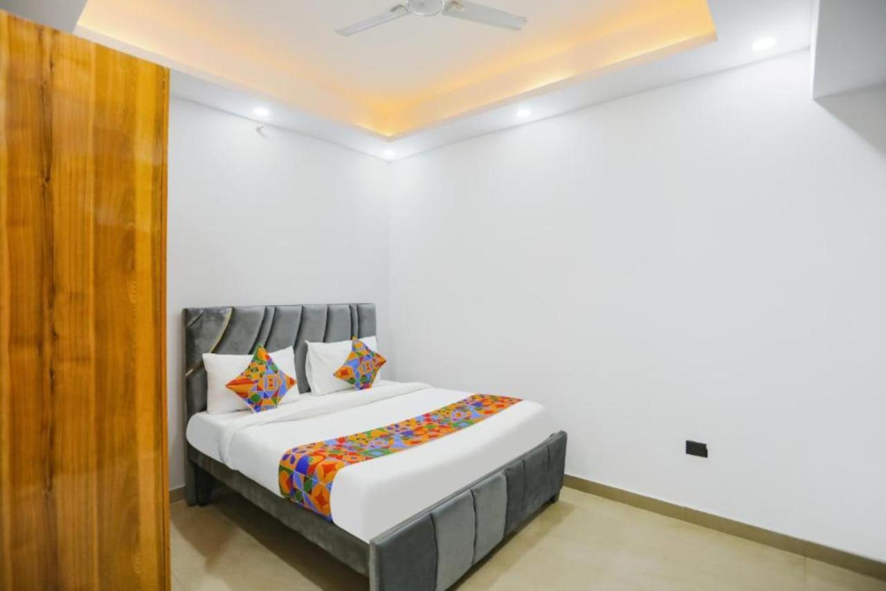 Hotel The Rasa At Vasundhara Ghaziabad Buitenkant foto